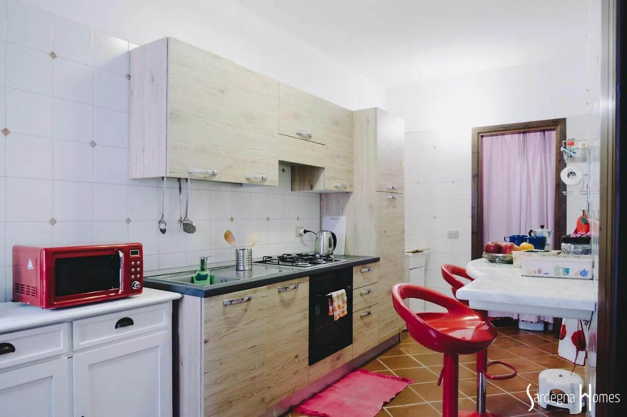 Sardegna Homes: L'Asfodelo . Wifi . Ac Cagliari Apartment