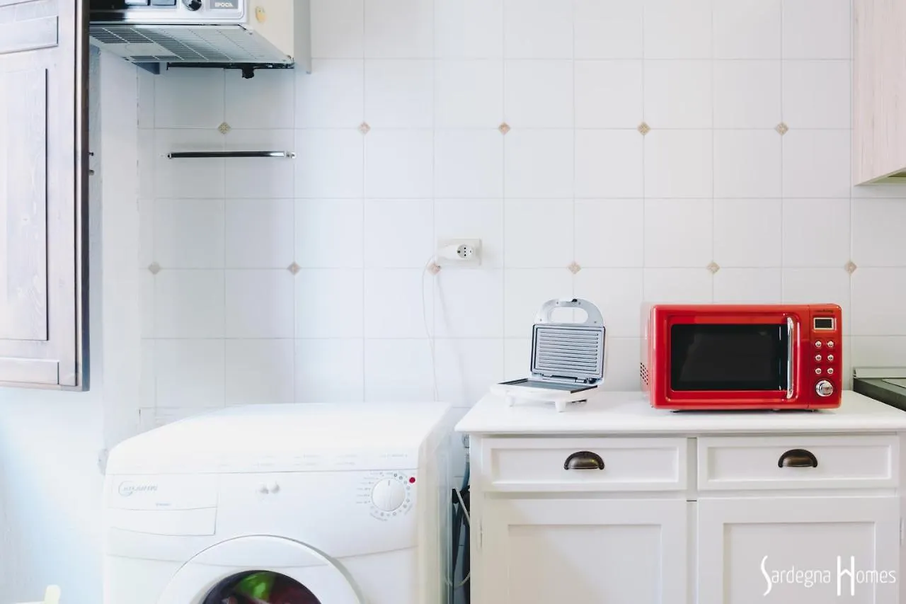 Sardegna Homes: L’Asfodelo . Wifi . AC Cagliari 0*,  Italia
